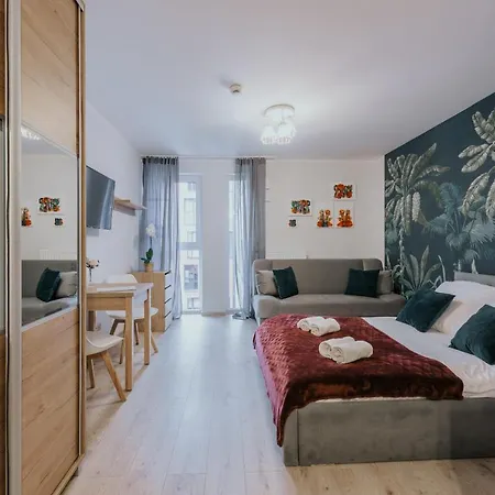 Mikro Aparty Bezplatny Parking 3* ヴロツワフ