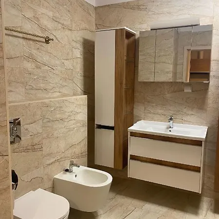 アパートホテル Mikro Aparty Bezplatny Parking ヴロツワフ