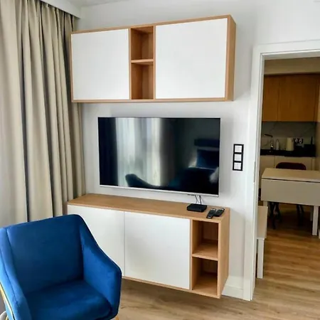 アパートホテル Mikro Aparty Bezplatny Parking 3*