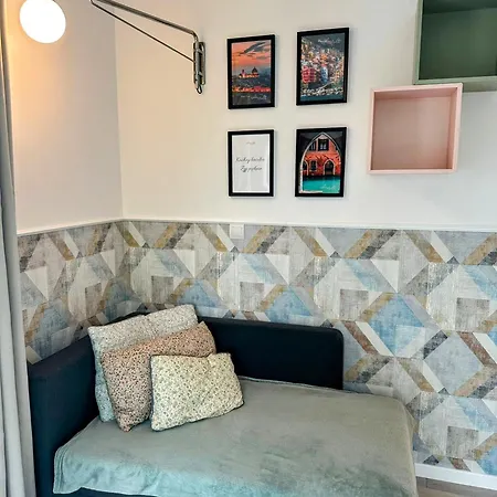 Mikro Aparty Bezplatny Parking アパートホテル