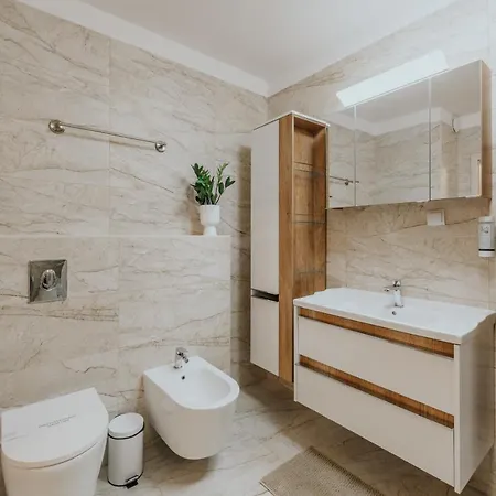 Mikro Aparty Bezpłatny Parking 3*