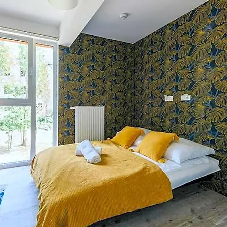 Mikro Aparty Bezplatny Parking Апарт-отель 3*